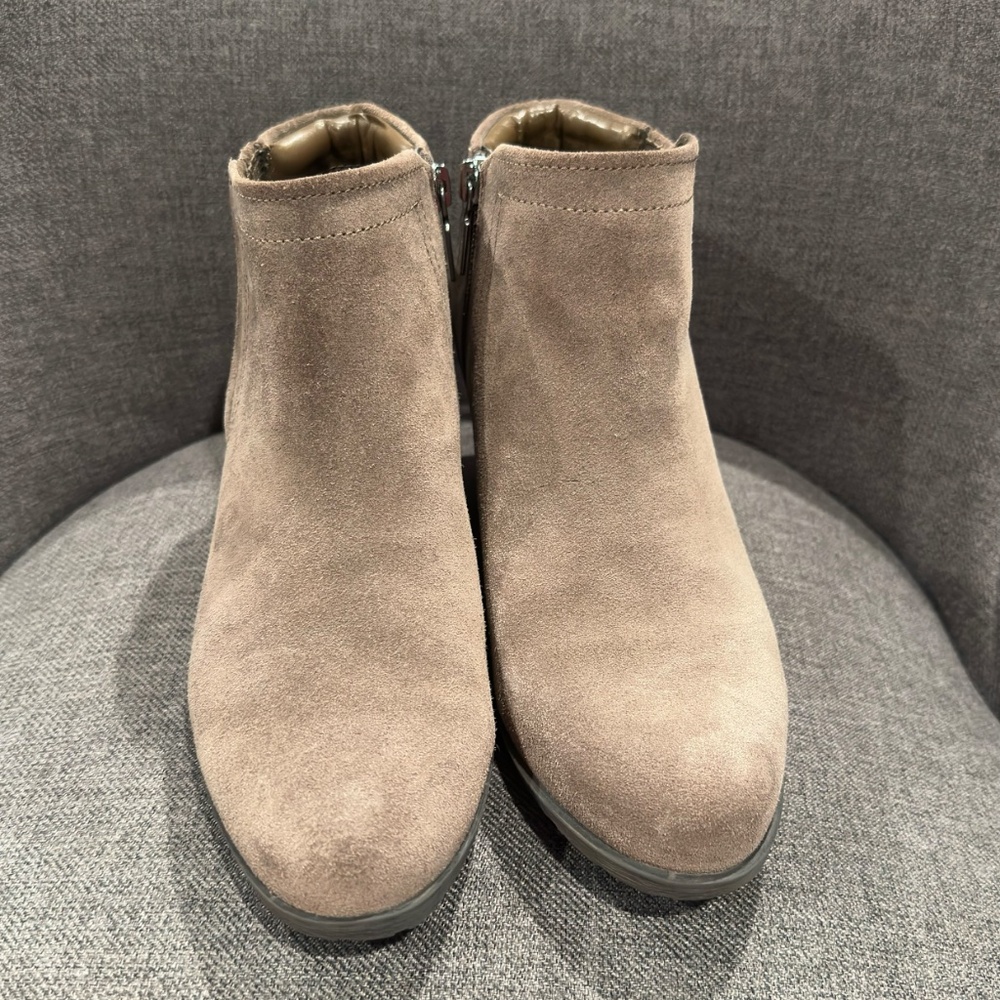 BLONDO Valli 2.0 Women's Waterproof Bootie Dark Taupe Suede Size 8